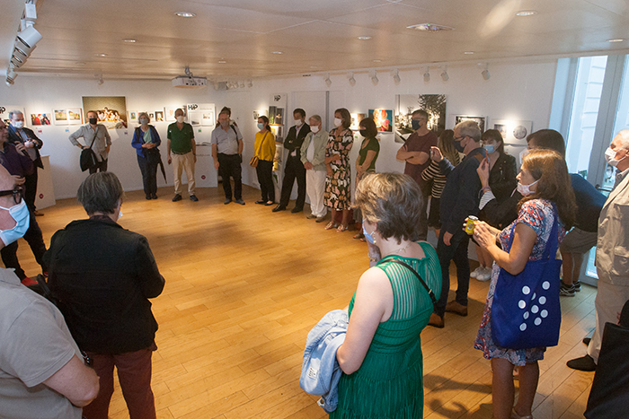 Le vernissage de l'exposition "Une bibliothèque photographique, 40 femmes à livre ouvert" (photos)