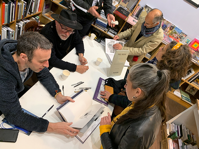 Retour en images sur la signature de Jean-François Spricigo et Payram, distingués aux Prix HiP 2021, à la librairie La Comète Retour en images sur la signature de Jean-François Spricigo et Payram, distingués aux Prix HiP 2021, à la librairie La Comète