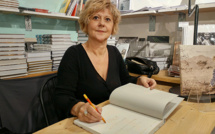 PHOTOS La signature de FLORE à la librairie Artazart (Paris)